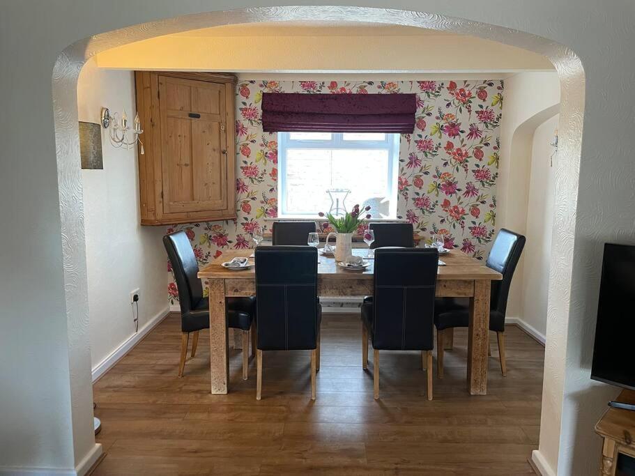 Cute And Cosy 2 Bed Cottage Honley Eksteriør bilde